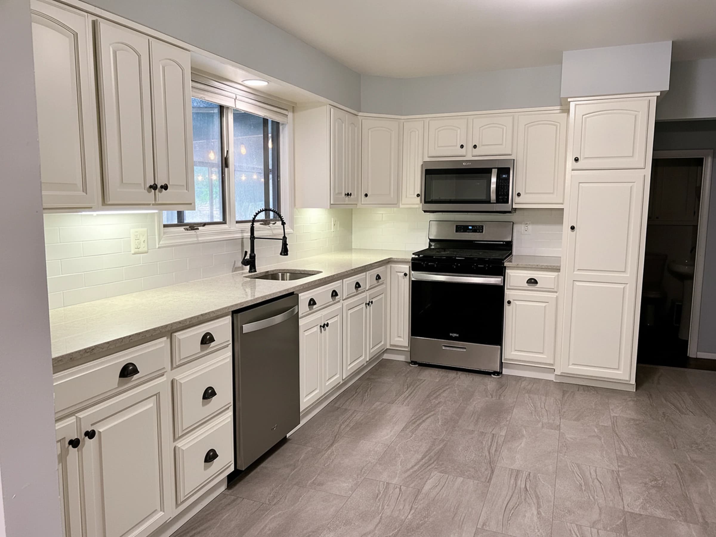 Warm white kitchen
