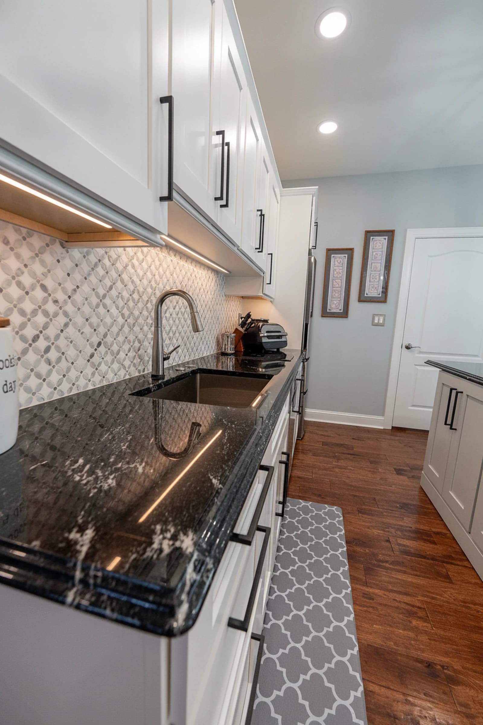 Tile backsplash detail